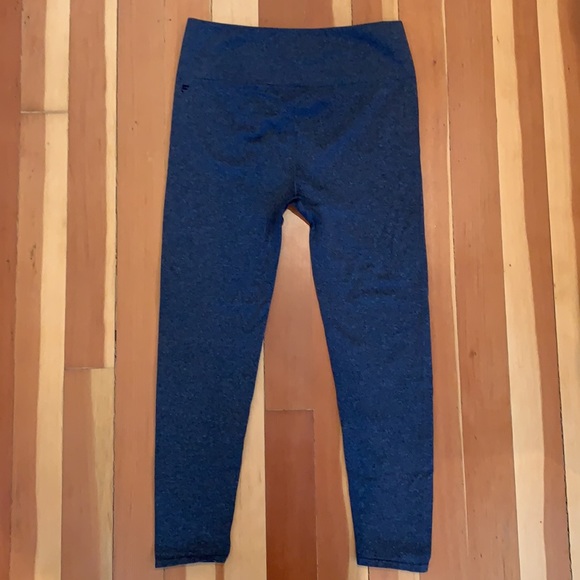 Athletic Leggings - Picture 2 of 4